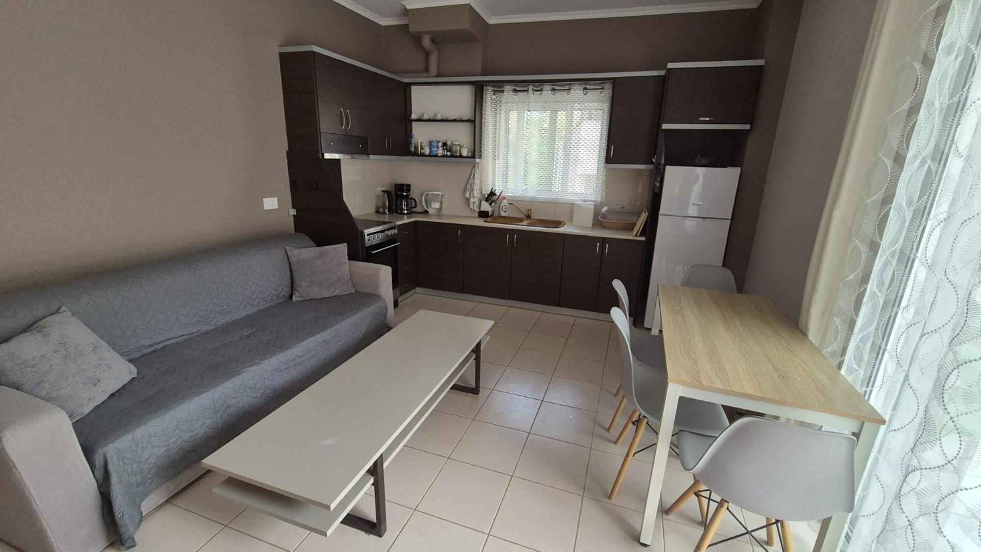 Sunny Apartament Saranda 2 Room photo